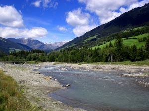 alberi, fiume, montagne, nuvole, acqua, torrente, cielo, montagna, verde, panorama